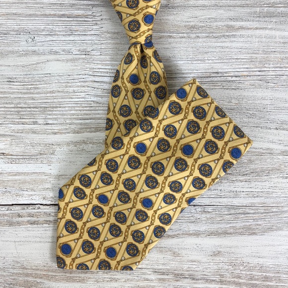 Chanel Paris Gold CC Tie Silk Tie Italy. - Picture 5 of 8